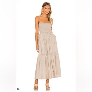 The Nour Midi Dress in Taupe
L'Academie